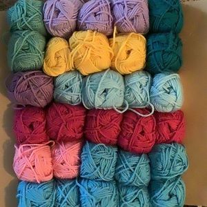 NIW, everyday, worsted, antipilling acrylic, all skeins 90yds/82m, 1.76oz/50g